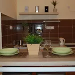 Luxury 아파트