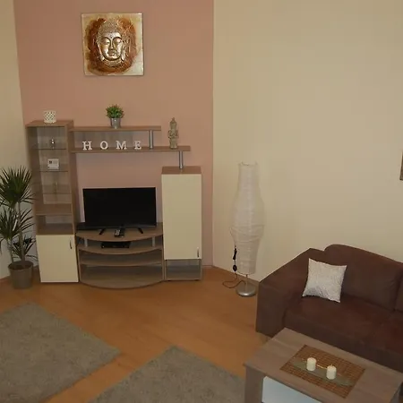 Luxury * ブダペスト