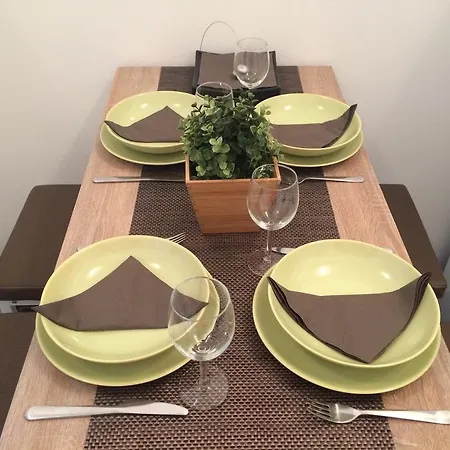 Luxury * בודפשט